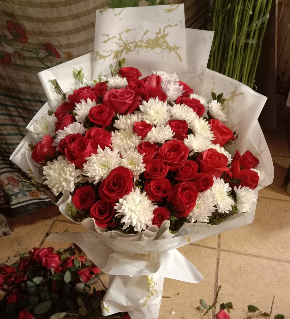 100 Flowers Bouquet
