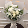 White Flowers Bouquet Customized